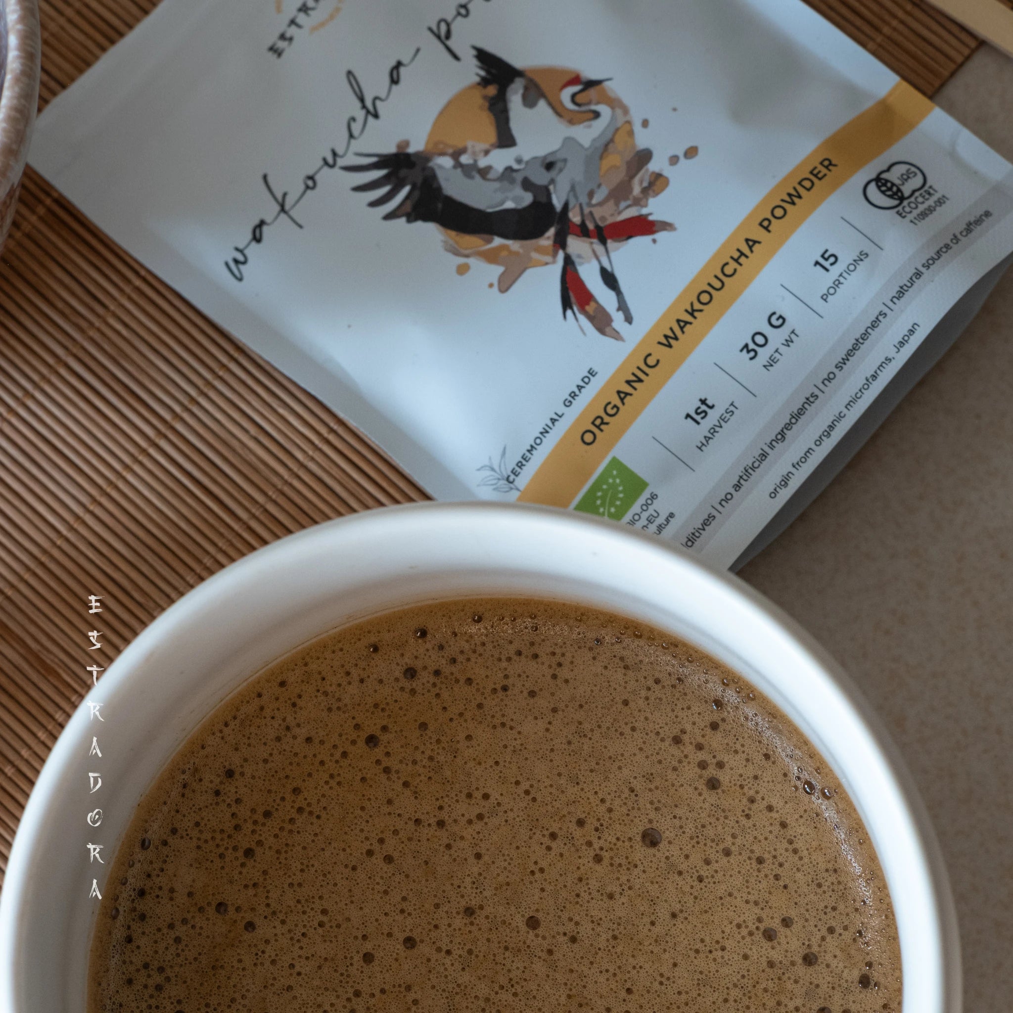 Cup of Wakoucha Powder tea with package